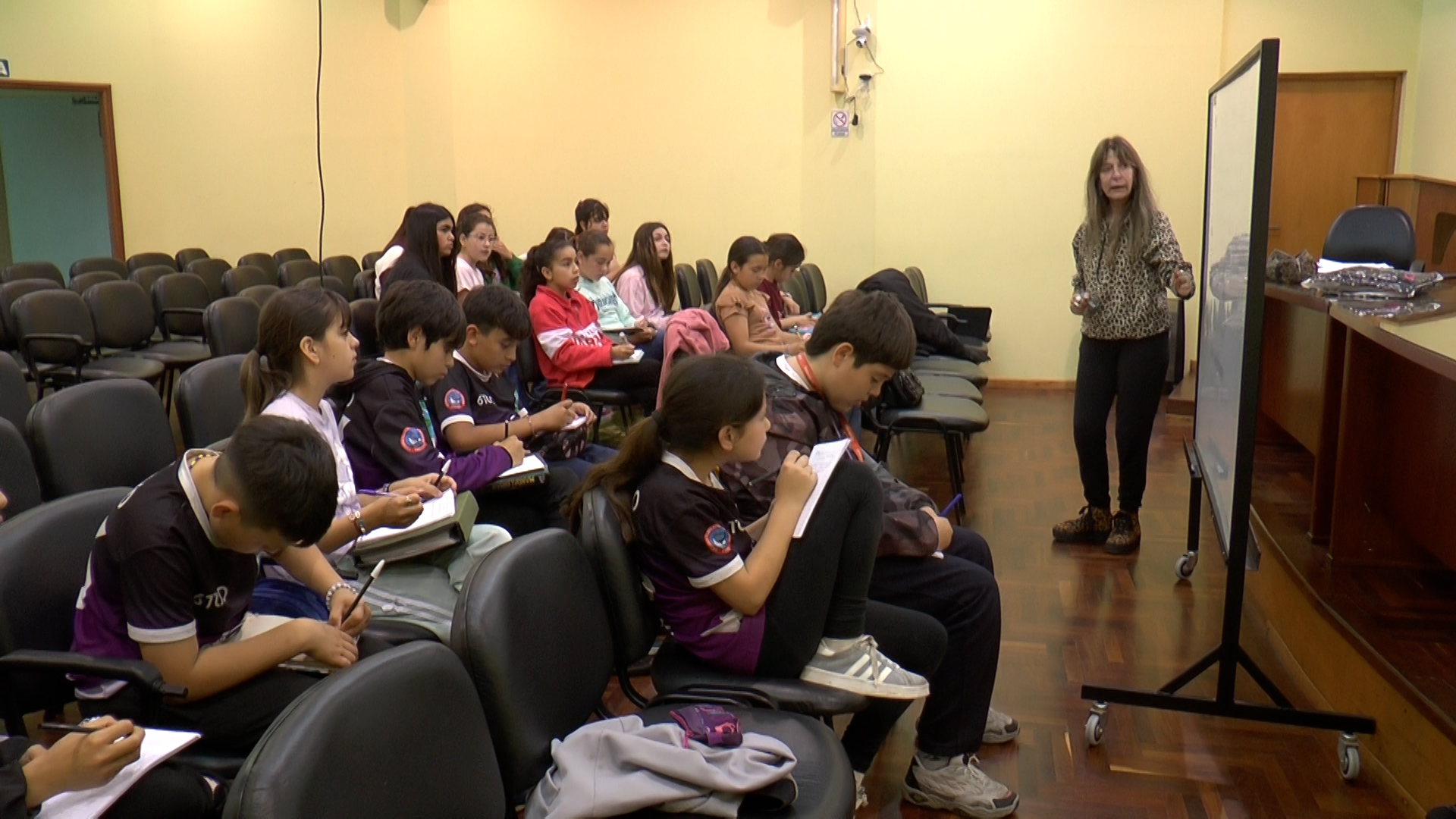 Comenzó el Taller sobre Técnicas de Estudio para estudiantes de sexto grado
